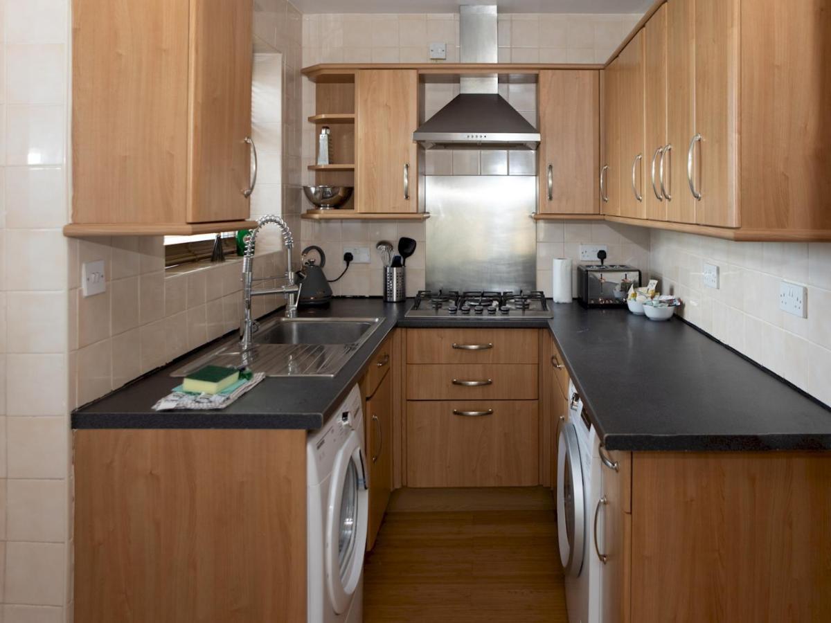 Pass The Keys Amazing 4 Bedroom Property- Hot Tub & Sea Views Scarborough Exterior foto