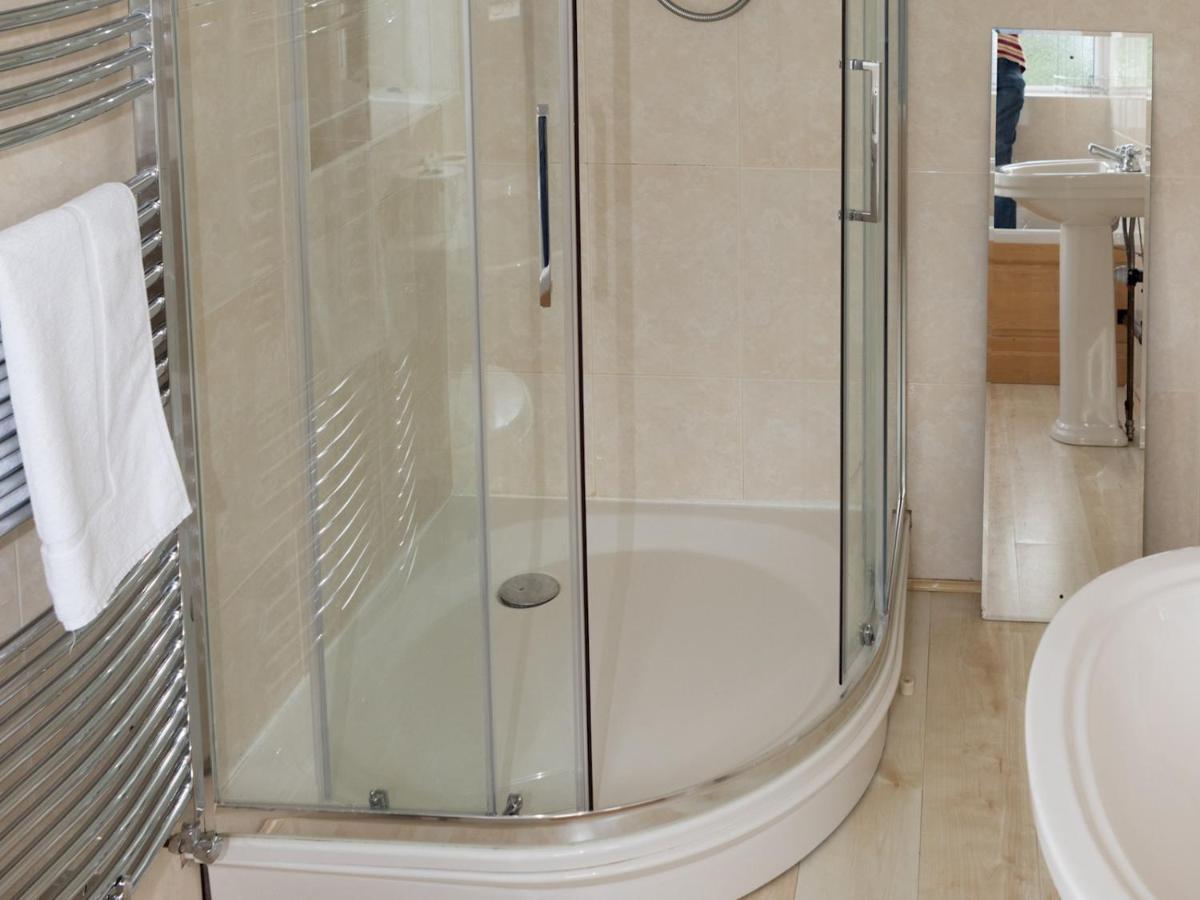 Pass The Keys Amazing 4 Bedroom Property- Hot Tub & Sea Views Scarborough Exterior foto