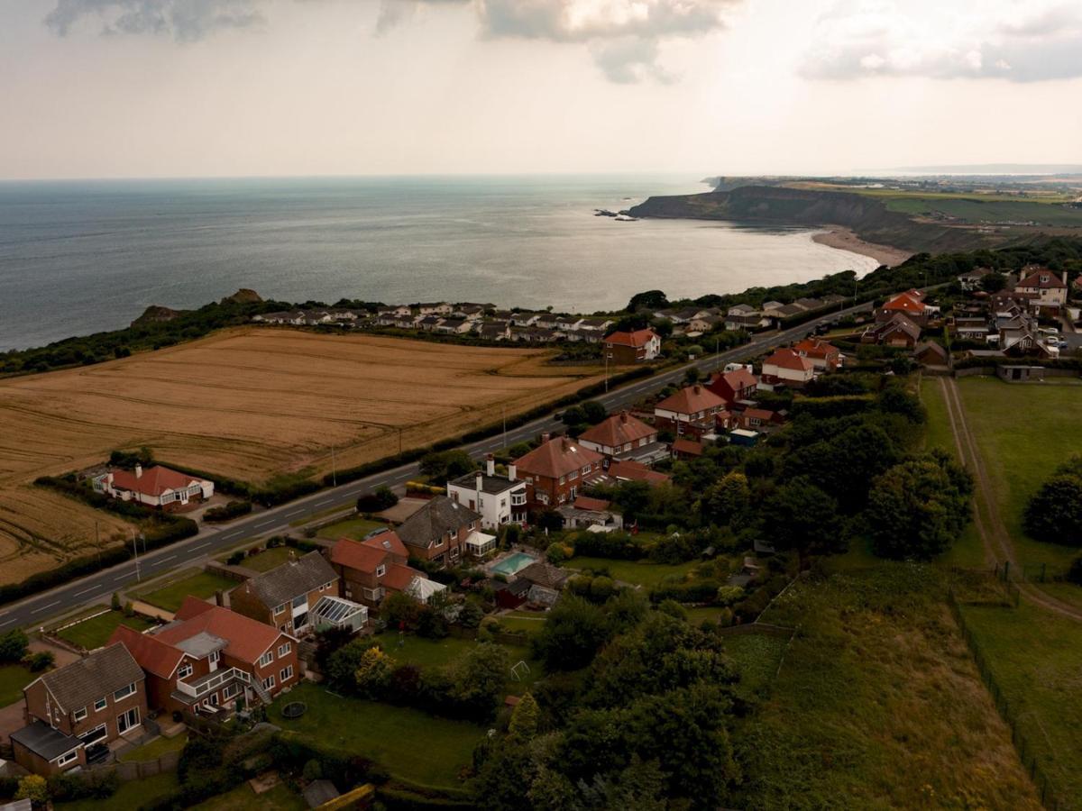 Pass The Keys Amazing 4 Bedroom Property- Hot Tub & Sea Views Scarborough Exterior foto
